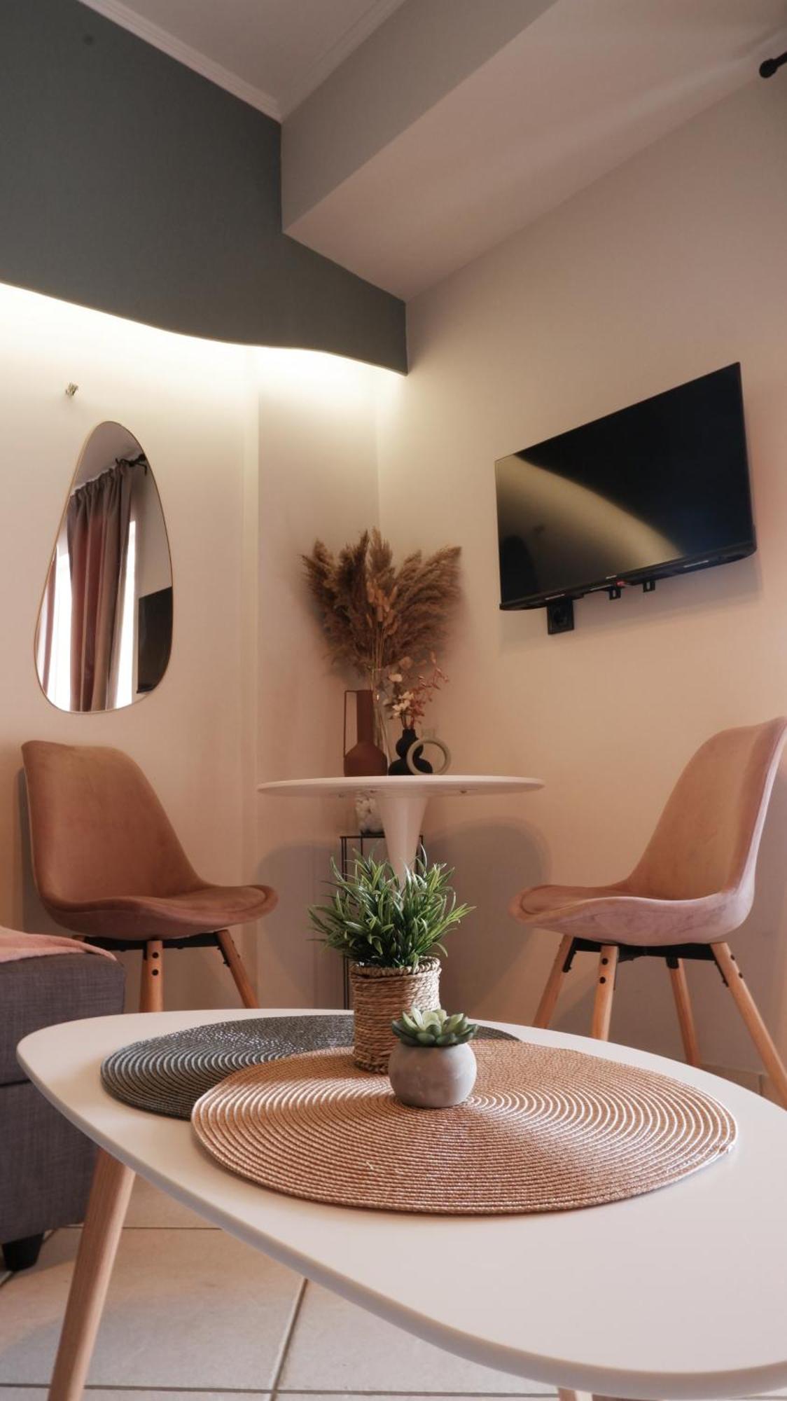Less Is More Apartment Preveza Luaran gambar